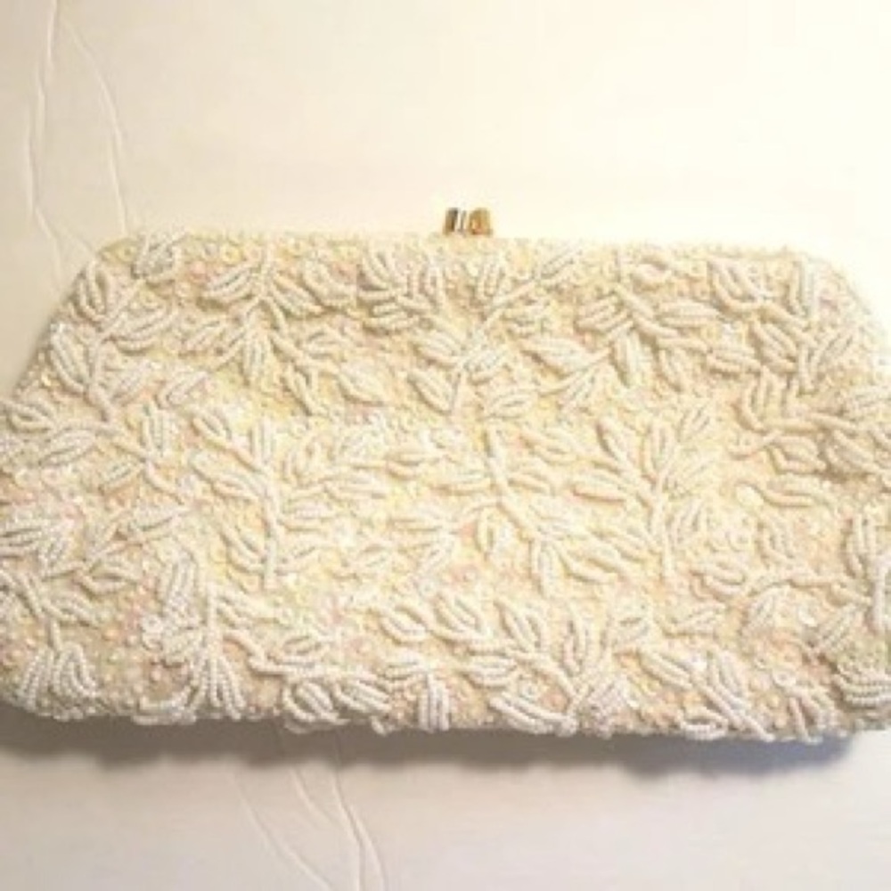 Vintage Cream Beaded Clutch